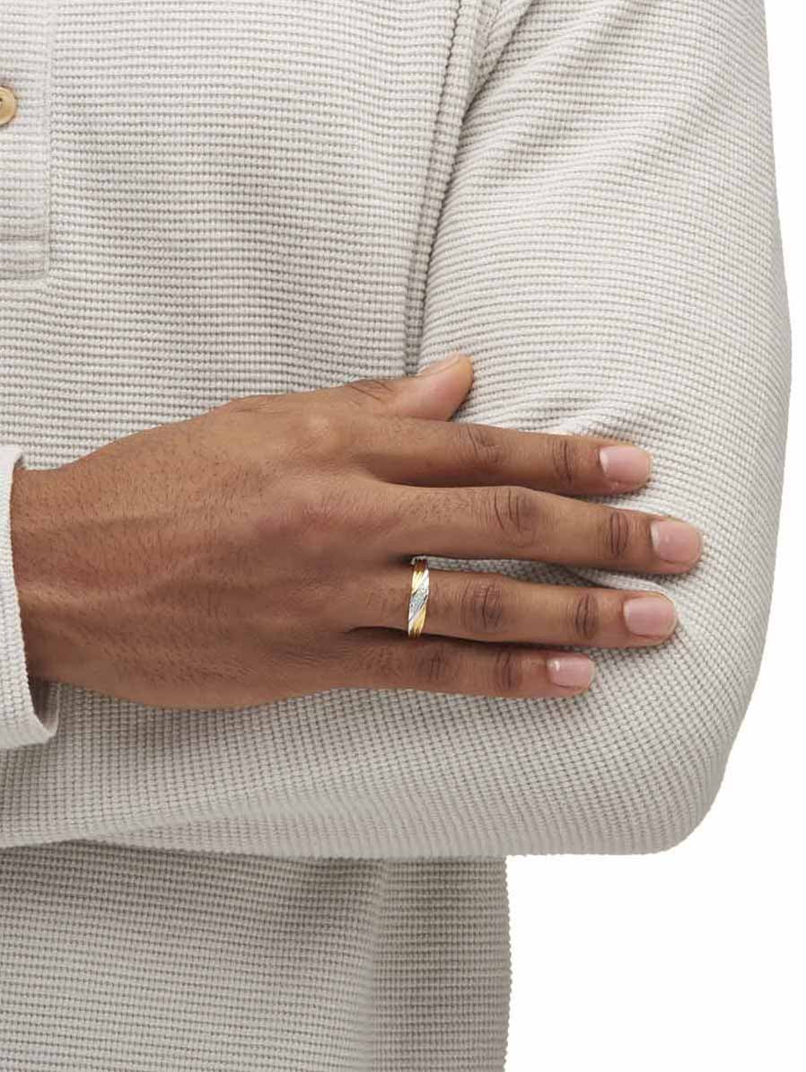 PalmBeach Jewelry Men's Round 18k Gold-Plated or Platinum-Plated Sterling Silver Cubic Zirconia Accent Wedding Band Ring